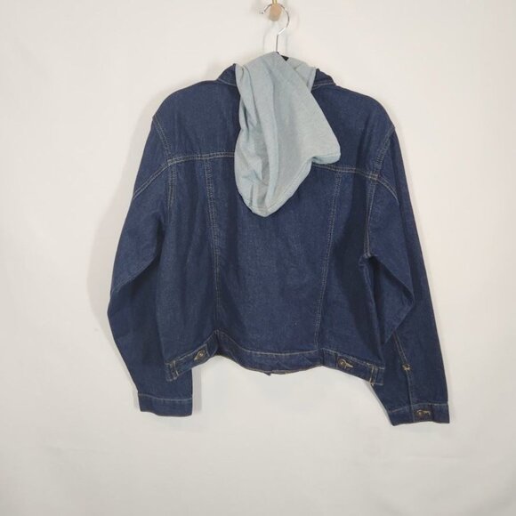 NWT Taxi Sandblast Detail Hooded Denim Jacket‎ - Dark Wash - Size Medium - Picture 4 of 7